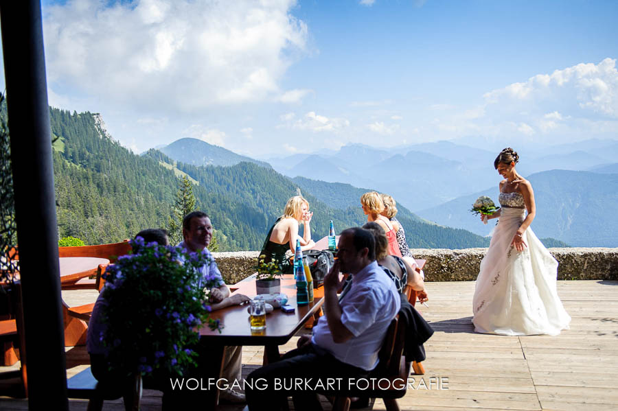 Hochzeit Foto-Reportage Chiemgau, Hochzeitsfeier in den Bergen