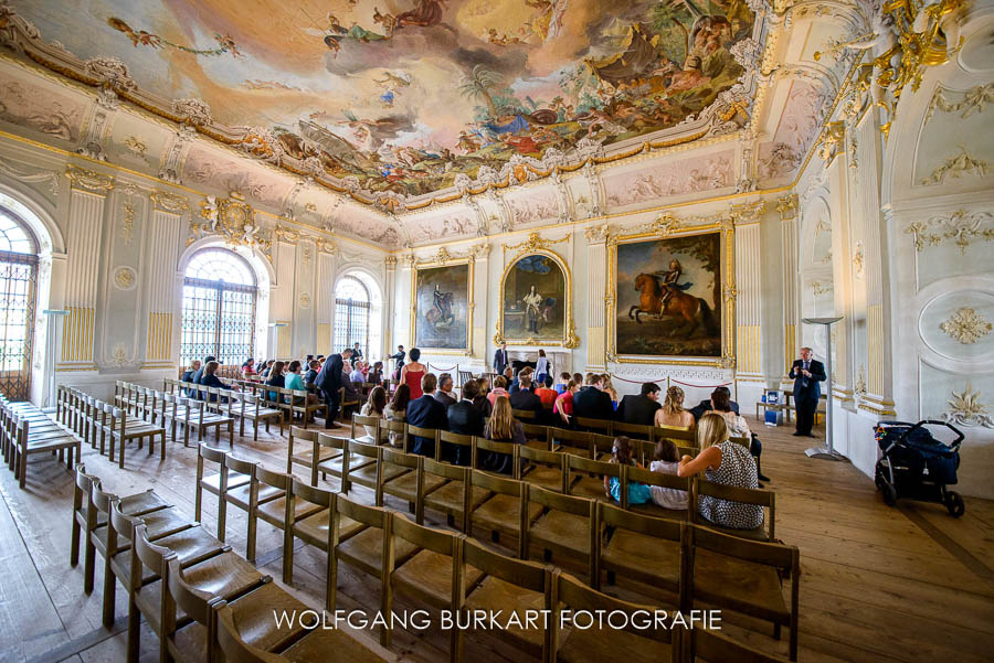 Hochzeit Fotograf München, standesamtliche Trauung im Schloß Schleißheim