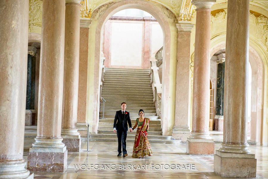 Hochzeit Fotograf München, Ankunft Brautpaar zur Trauung