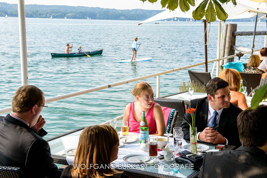 Hochzeit Fotograf Starnberger See, Hochzeitsfeier im Sommer am See