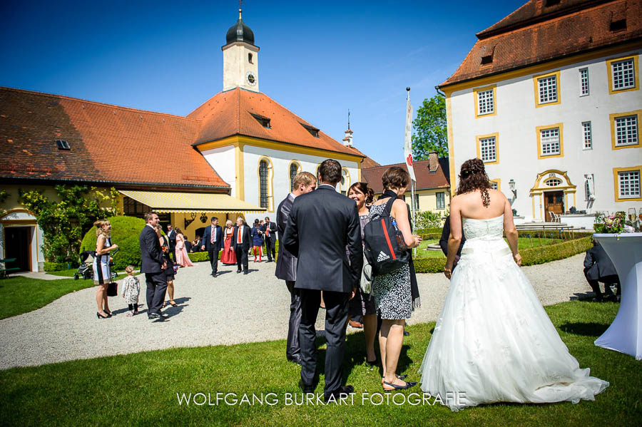 Hochzeitsfotografie München, Hochzeitsgesellschaft in Schloss Aufhausen bei Erding