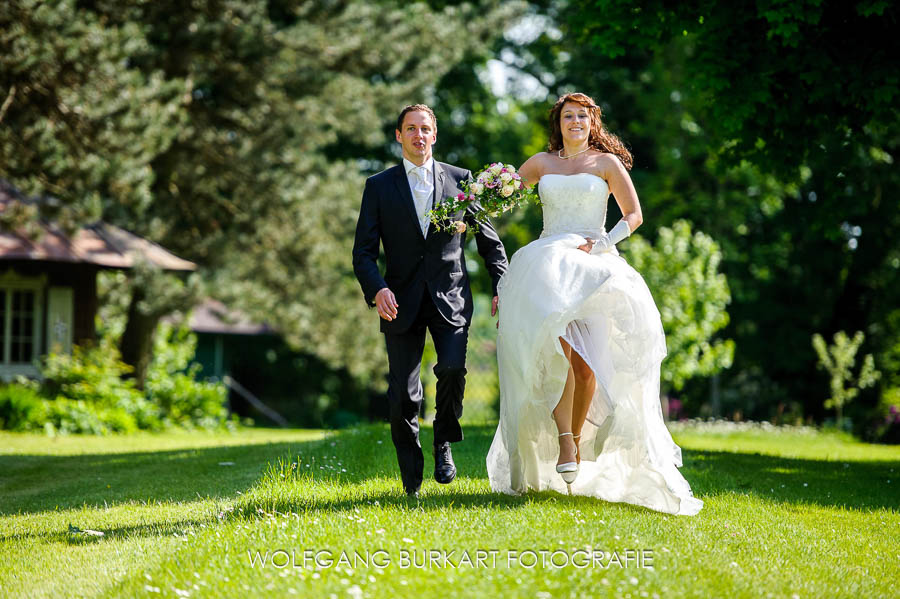 Hochzeits-Fotograf München, Brautpaarfotos in Schloss Aufhausen bei Erding