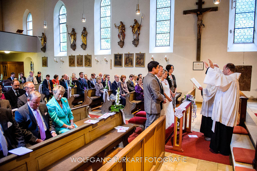 Hochzeit Foto-Reportage Pasing, kirchliche Trauung Segnung